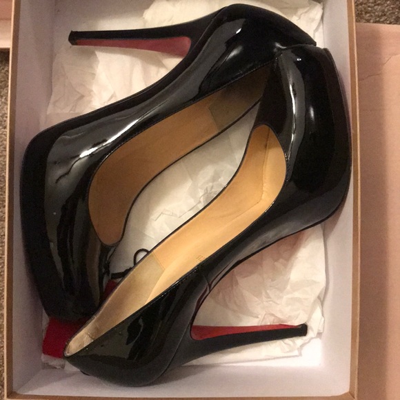 Christian Louboutin Shoes - Black patent leather louboutin’s